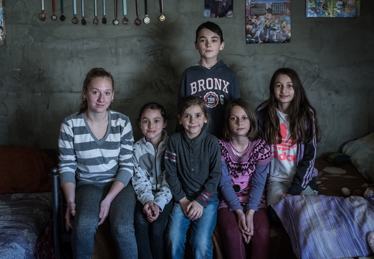  One family, half of a school – the Nedovićs await their eighth child in the heart of Šumadija