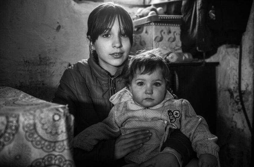  Little Marta studies under a quilt and cares for her sick parents, brother and sister. In a house made of mud, they don’t even have electricity!